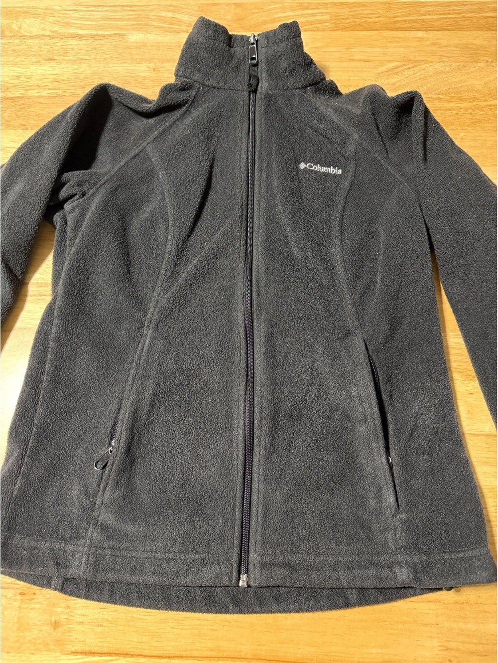 Women’s Columbia Black Full Zip Fleece Jacket Medium